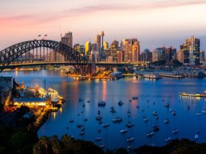 Seeing Sydney Harbour Bridge is on my Australia Bucket List.