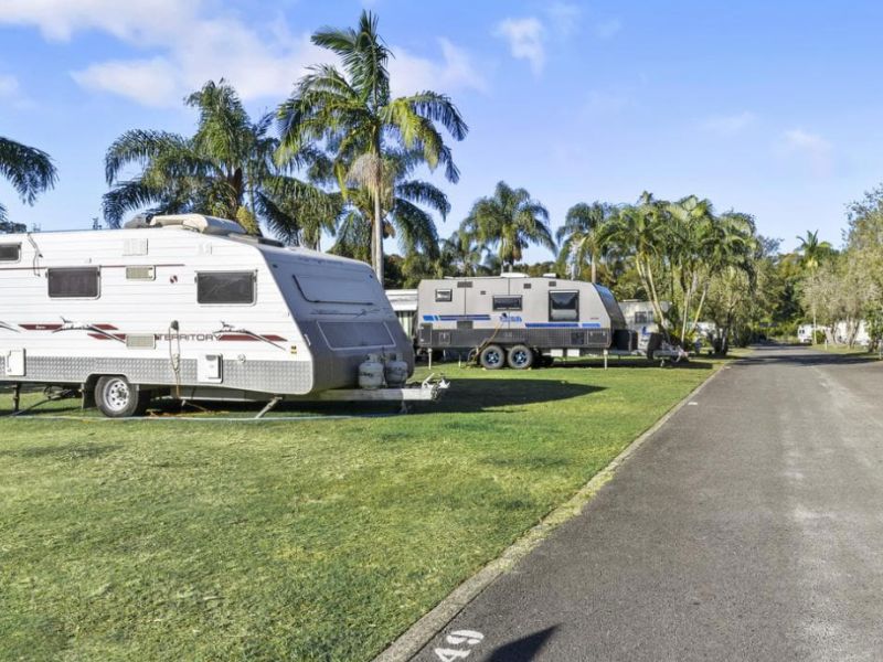 Why Stay in a Caravan Park While Travelling Australia